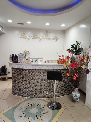 Ling Mak Beauty Spa by null