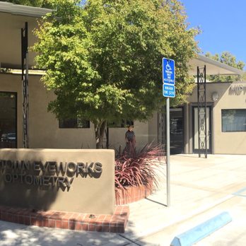 Midtown Eyeworks Optometry - Office :3 - Optometrists Near Me - Sacramento, California