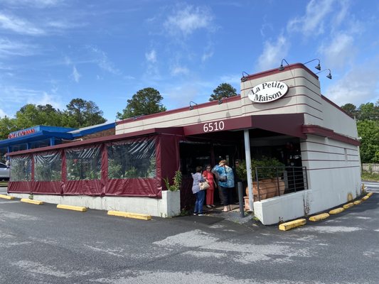 La Petite Maison by null