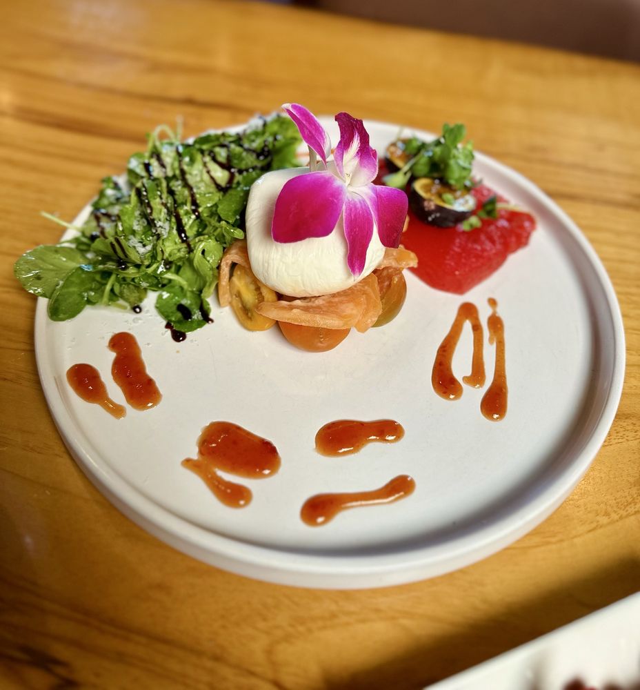 Hannah's Off The Square