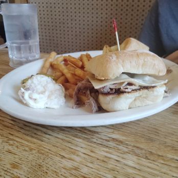 Buttercup Pantry Restaurant - My sister loved the French dip - American Near Me - Placerville, California