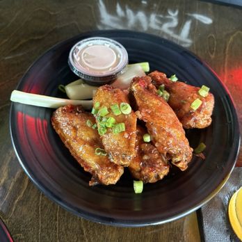 Black Market - Bayside - Thai chili wings - Sports Bars Near Me - Miami, Florida