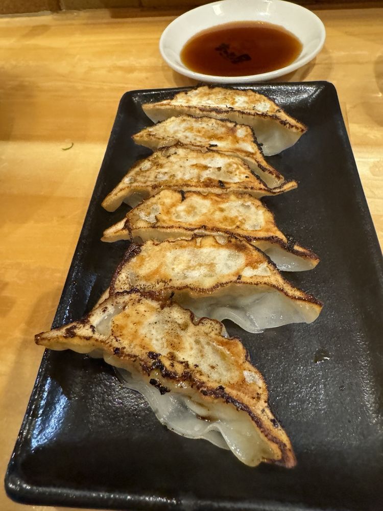 Makotoya Shinsaibashi Honten