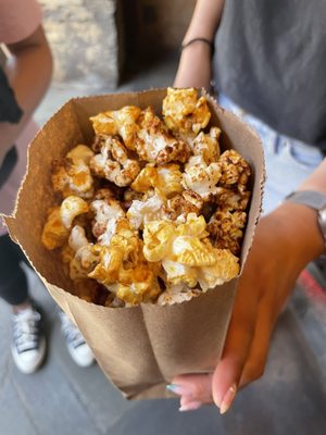 Kat Saka's Kettle by null