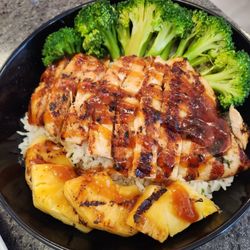 Lucky's Classic Burger & Malt Shop - Teriyaki Bowl