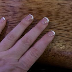 Wonder Nail - French gel manicure
