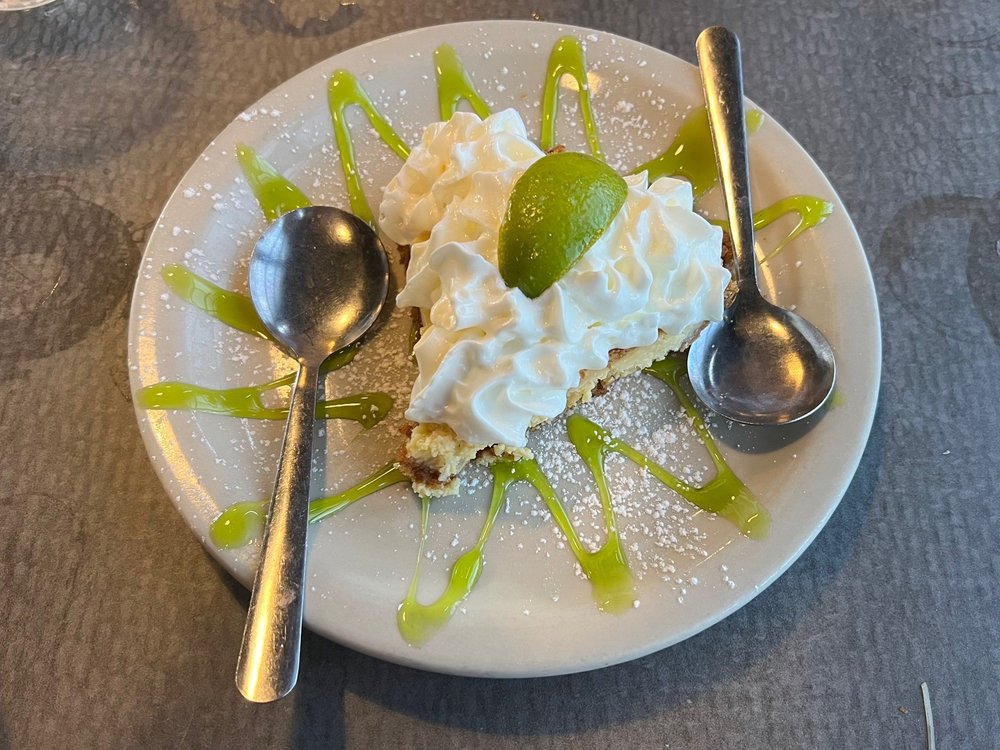 Railroad Seafood & Brewery