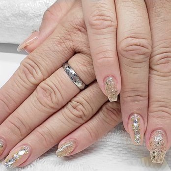 Sugar It Up Spa - Full set - Hair Removal Near Me - Clifton, New Jersey