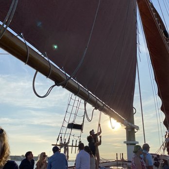 Schooner Aurora Charters - Setting sun - Boating Near Me - Newport, Rhode Island