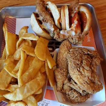 Big Chicken - Chicken tenders, sliders, and fries - Chicken Shop Near Me - Miamisburg, Ohio
