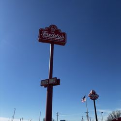 Freddy's Frozen Custard & Steakburgers