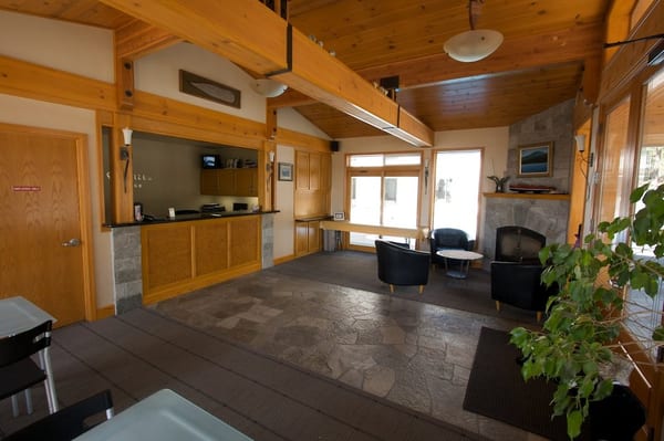 Firelite Lodge by null