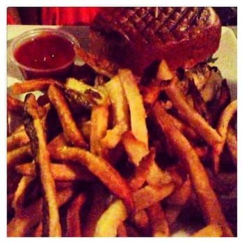 Press 195 - Bayside - Classic burger subbed with grilled chicken (Vermont cheddar, lettuce, tomato, onions, pickle, chipotle mayo) and Belgian fries - Sandwiches Near Me - Bayside, New York