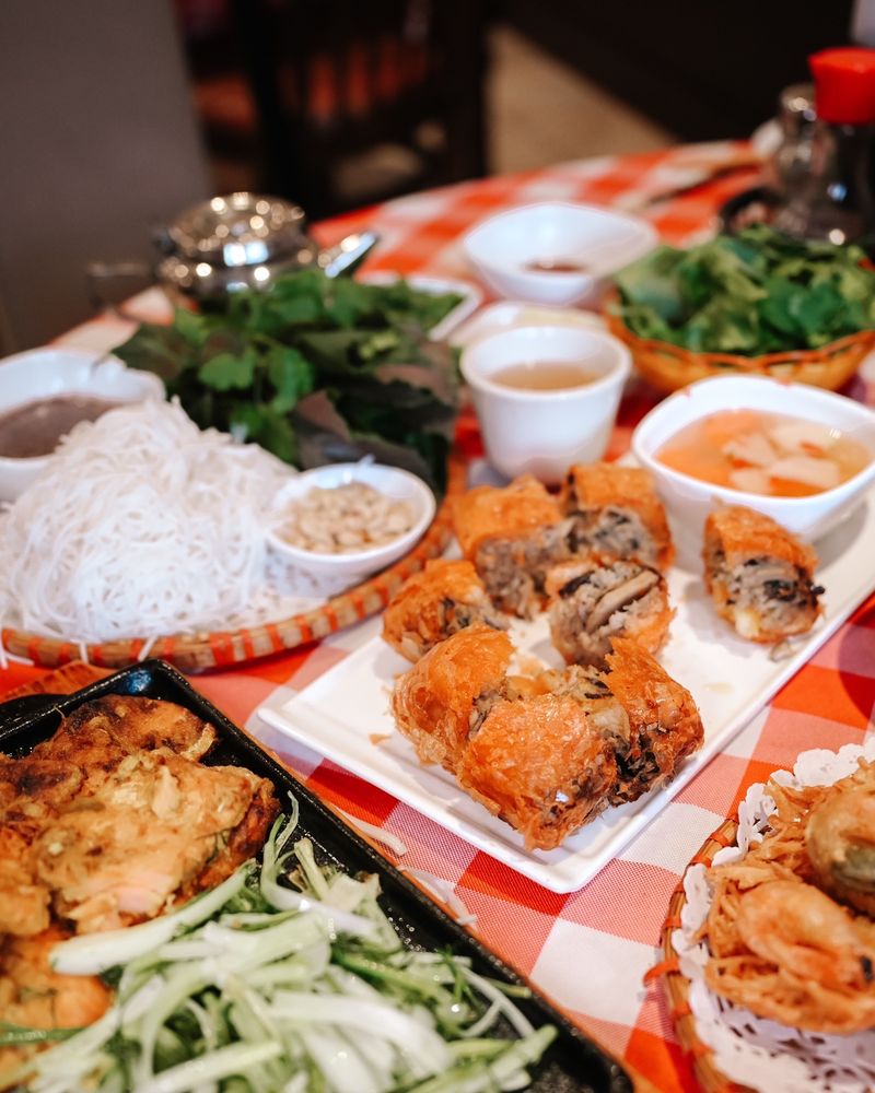 CRAB HOT LAU Updated October 2024 182 Photos & 39 Reviews 2141