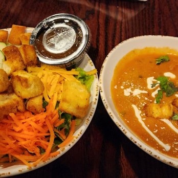 Newk's Eatery - Tomato basil soup and garden salad - Pizza Near Me - Jacksonville, Florida