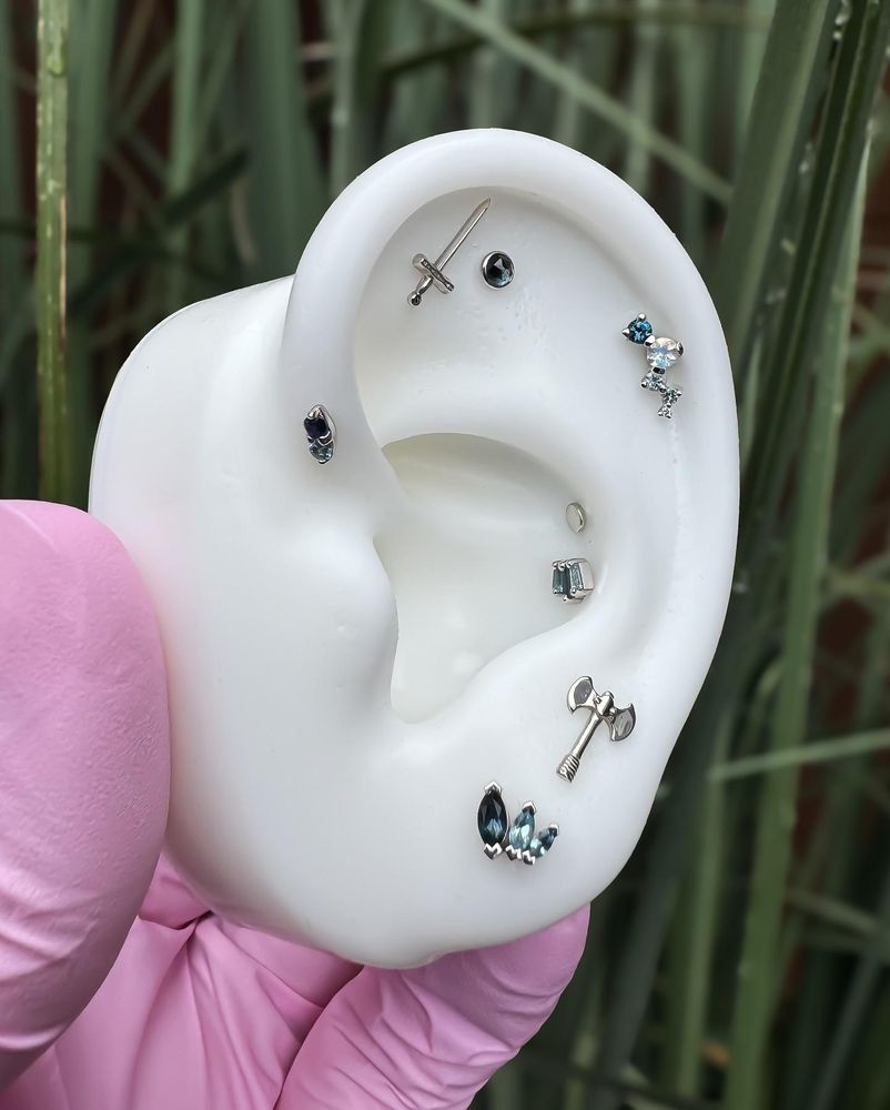 Metro Body Piercing Logo