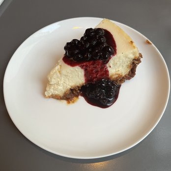 Café de Mars - Goat Cheesecake - French Near Me - Paris, 75