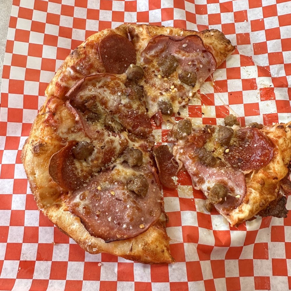 Reo's Pizza - The Bacon Bleu 8" Personal - Pizza Near Me - Cascade, Idaho Reo's Pizza - The Bacon Bleu 8" Personal - Pizza Near Me - Cascade, Idaho