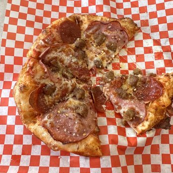 Reo's Pizza - The Bacon Bleu 8" Personal - Pizza Near Me - Cascade, Idaho Reo's Pizza - The Bacon Bleu 8" Personal - Pizza Near Me - Cascade, Idaho