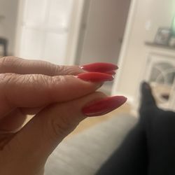 Kendall’s Nail Lounge - Bumpy and thick