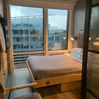 Moxy Washington, DC Downtown - Bedroom - Hotels Near Me - Washington, DC, District of Columbia Moxy Washington, DC Downtown - Bedroom - Hotels Near Me - Washington, DC, District of Columbia