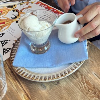 Willow - Affogato dessert - Italian Near Me - Sacramento, California Willow - Affogato dessert - Italian Near Me - Sacramento, California