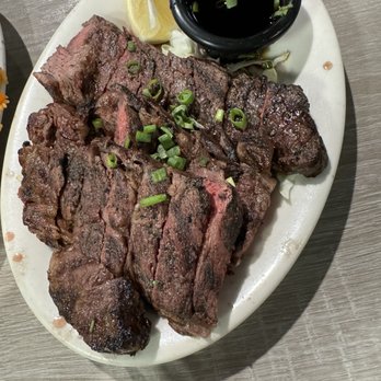 Side Street Inn - Isle style Pulehu short ribs - Sports Bars Near Me - Honolulu, Hawaii Side Street Inn - Isle style Pulehu short ribs - Sports Bars Near Me - Honolulu, Hawaii