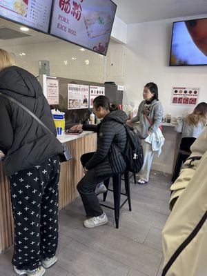 Joe's Steam Rice Roll 石磨肠粉王 by null