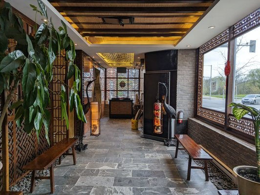 Xiang Zi HotPot by null