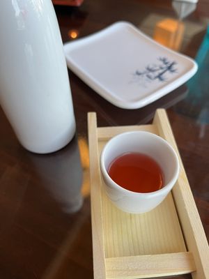 Bikkuri Sushi Noodle & Grill by null