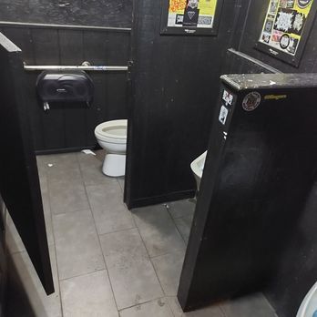 Conduit - Restroom - Music Venues Near Me - Winter Park, Florida