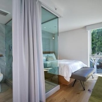 Mayumi - Hotel room - Hotels Near Me - Culver City, California Mayumi - Hotel room - Hotels Near Me - Culver City, California