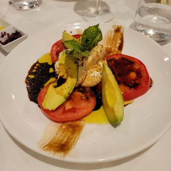 Mediterraneo - Tomatoes with Burrata mozzarella and sliced avocado. - Pizza Near Me - Sarasota, Florida