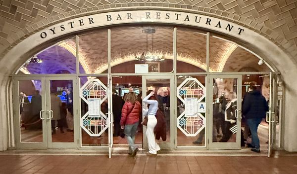 Grand Central Oyster Bar by null