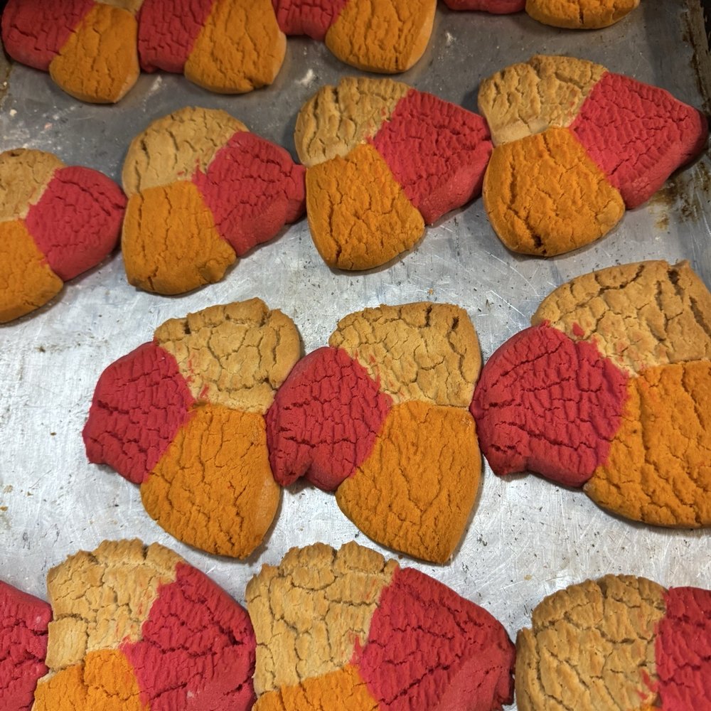 Donut Deli - Tri-colored cookies - Bakeries Near Me - Modesto, California Donut Deli - Tri-colored cookies - Bakeries Near Me - Modesto, California