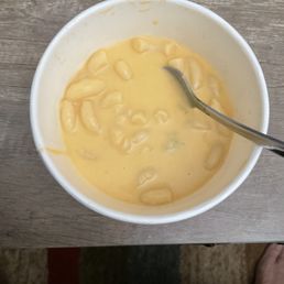 Incredibly runny macaroni and cheese. well, this looks bad too. Incredibly runny macaroni and cheese. well, this looks bad too.