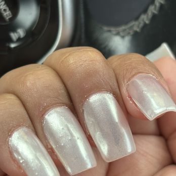 La Bella Nail Spa - Nail Salons Near Me - Salinas, California