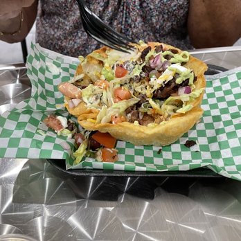 Dos Tacos - Asada taco salad - Juice Bars & Smoothies Near Me - Sun City, Arizona Dos Tacos - Asada taco salad - Juice Bars & Smoothies Near Me - Sun City, Arizona