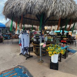 Juanchi's Produce - FRUIT & VEGGIE MARKET