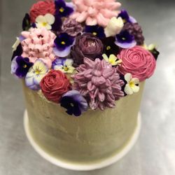 Pastisseria Gelataria Artesana La Provençana - Pasteles personalizados a tu gusto