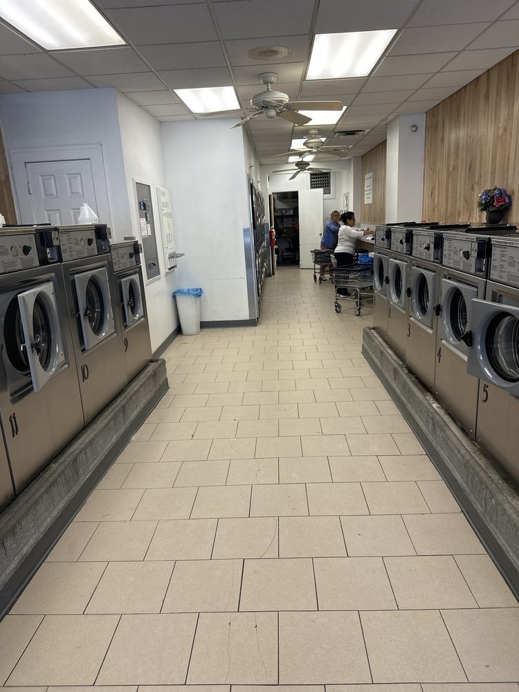 P & D LAUNDRY Updated October 2024 5678 Mosholu Ave, Bronx, New