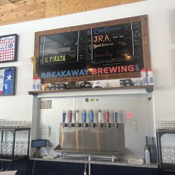 Breakaway Brewing - August 2023 - Gastropubs Near Me - San Antonio, Texas