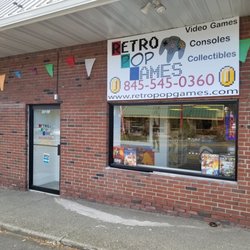 RetroPopGames - Store front