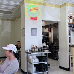 Pho & Padthai - View of the kitchen