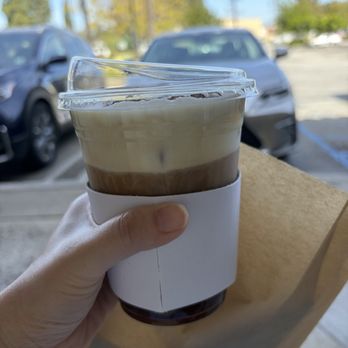 Mont Coffee - Mont Cream Top - Coffee & Tea Near Me - Chino Hills, California Mont Coffee - Mont Cream Top - Coffee & Tea Near Me - Chino Hills, California