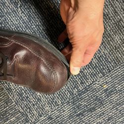 Millcreek Shoe Rebuilders - Shit shoe repair
