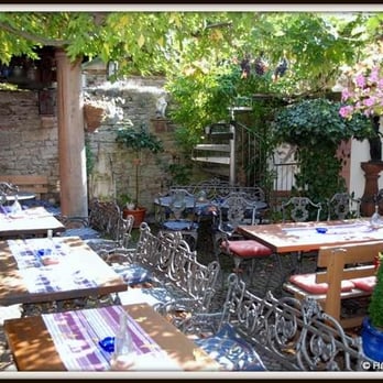 Häckerstub'n - Restaurants Near Me - Sommerach, BY