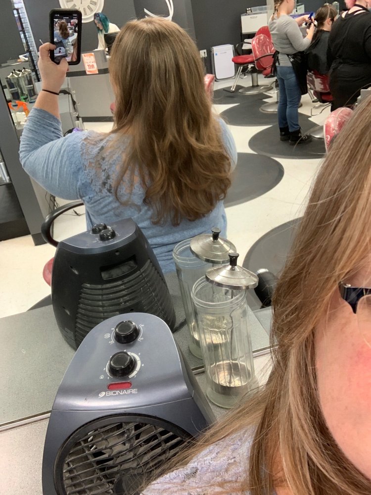 COST CUTTERS Updated June 2024 3601 29th Ave SW, Cedar Rapids, Iowa