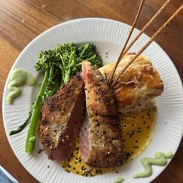 Wasbi crusted tuna