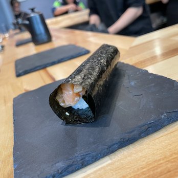 Sugo Hand Roll Bar - Spicy scallop - Sushi Bars Near Me - Seattle, Washington
